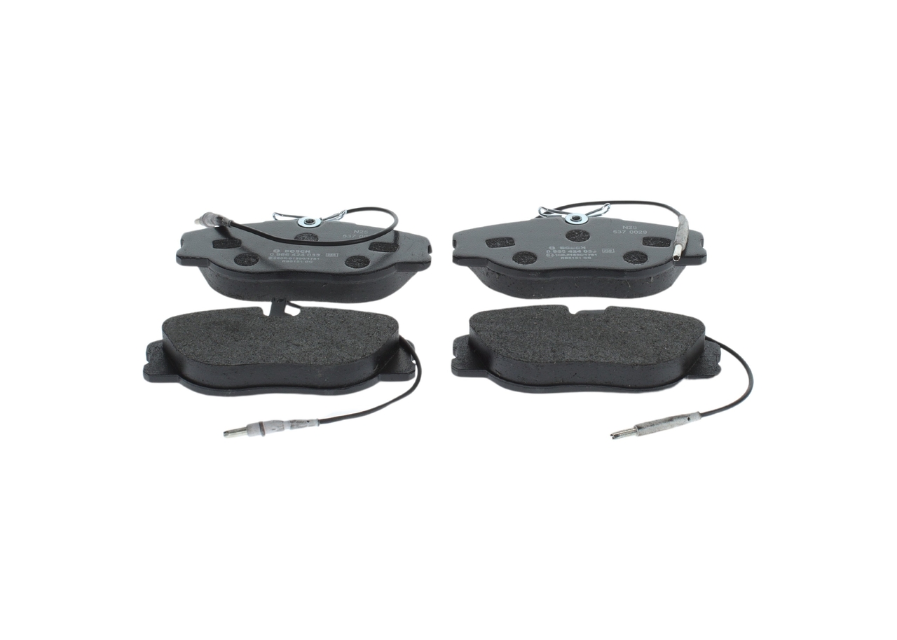 0986424033, Bremsekloss sett, Sada brzdových destiček, kotoučová brzda, BOSCH, 71752992, E172039, 425109, 77362237, 9944329, 425110, 9946016, 425453, 05P498, 0986TB2166, 13046029782, 141046700, 1501221941, 2180101, 230502, 2932, 301064, 30544, 32149, 571471B, 571471J, 6111482, 629081, 8DB355018-171, BP812, DP23012, FDB1000, GDB1148, H802, LP0598