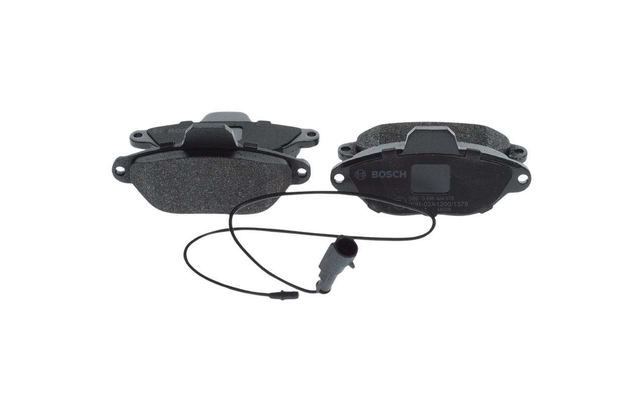 0986424379, Bremsekloss sett, Sada brzdových destiček, kotoučová brzda, BOSCH, 5892736, BS512K021A, 71737178, ME9S5J2K021BA, 77362185, ME9S5J2K021BB, 9947468, ME9S51J2K021BA, 1736940, 1778385, 041422, 05P1262, 0986424379, 1066, 13046038382, 1501222334, 180953, 2143602, 214361706, 241401, 2889, 301012, 32067, 571523B, 571523D, 582881, 6111152, 7227, 8DB355018-131, BP799