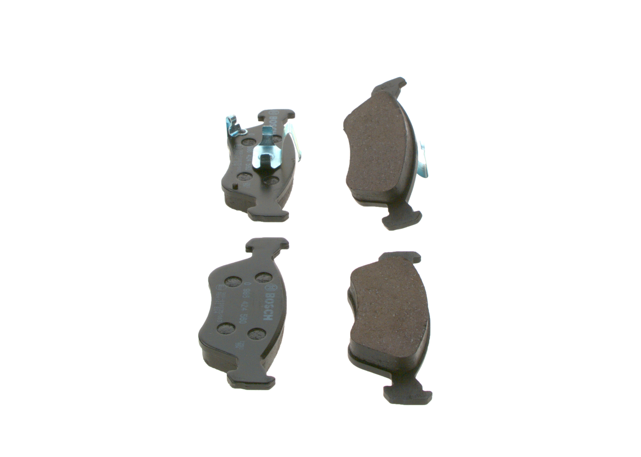 0986424560, Bremsekloss sett, Sada brzdových destiček, kotoučová brzda, BOSCH, 0446505020, 0446505030, 0446505040, 0446505042, 0446505060, 0446505110, 04465YZZCG, 446505020, 446505030, 446505040, 446505042, 446505060, 446505110, 05P709, 0986TB2332, 13046058092, 1501224546, 181235, 2197502, 267602, 2960, 302838, 572400B, 572400J, 6131632, 667481, 67602, 6780, 8DB355016-981, FDB1321