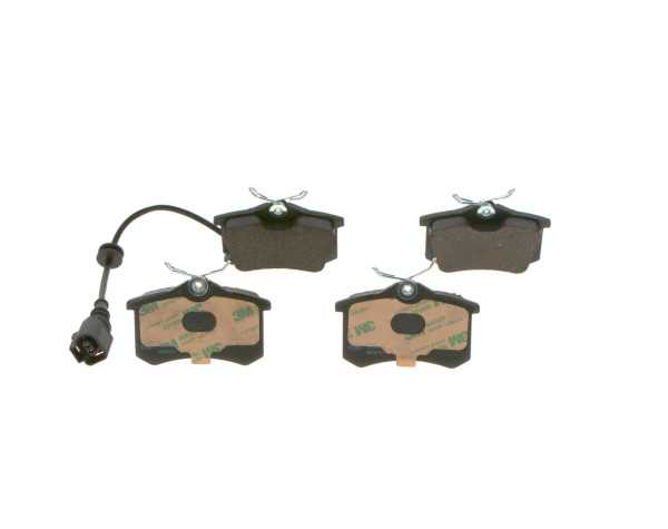 0986424813, Bremsekloss sett, Sada brzdových destiček, kotoučová brzda, BOSCH, 1K0698451A, 6Q0698451B, JZW698451F, YM2J2M008AA, 6Q0698451, 05P853, 0986TB2141, 1024, 13046028202, 1501224781, 181593, 226305, 2344605, 26341, 301674, 34839, 573032J, 573112B, 6114751, 8DB355010-781, FDB1083, GDB1415, LP1556, MDB2566, P85020, PAD1220, T1392, 0986494598, 13046028772, 181593703